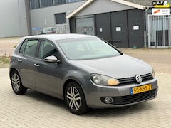 Volkswagen Golf - 1.2 TSI Tour
