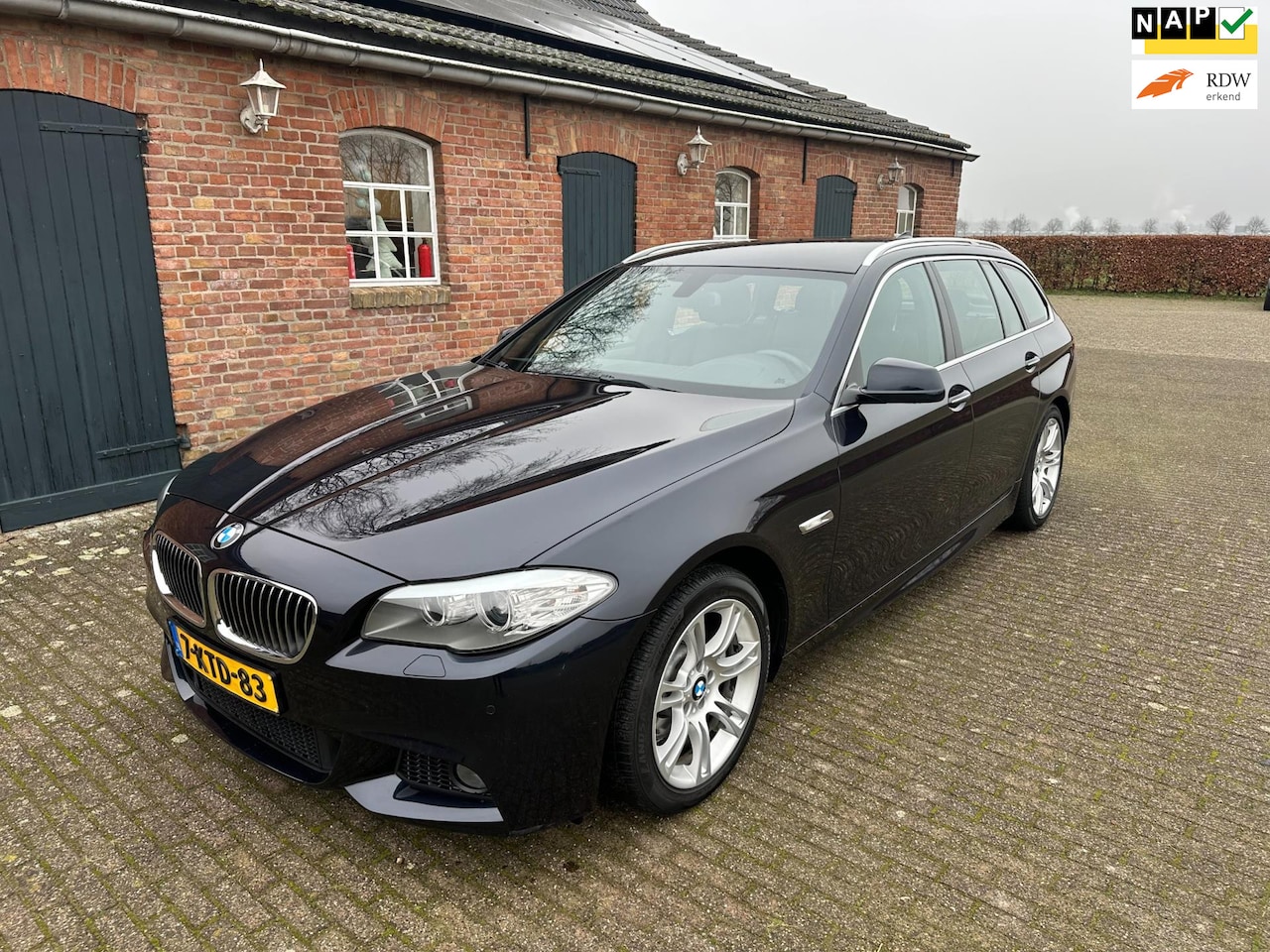 BMW 5-serie Touring - 520i Executive met M-pakket - AutoWereld.nl