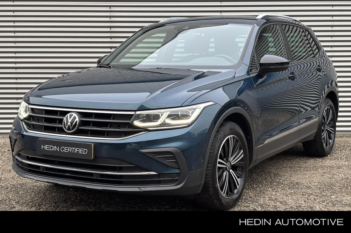 Volkswagen Tiguan - 1.5 TSI R-Line Business+ / Standkachel / Navigatie / Automatisch inparkeren / Keyless Entr - AutoWereld.nl