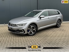 Volkswagen Passat Variant - 1.4 TSI PHEV GTE * Virtual Cockpit * Alcantara * IQ Light * Side Assist