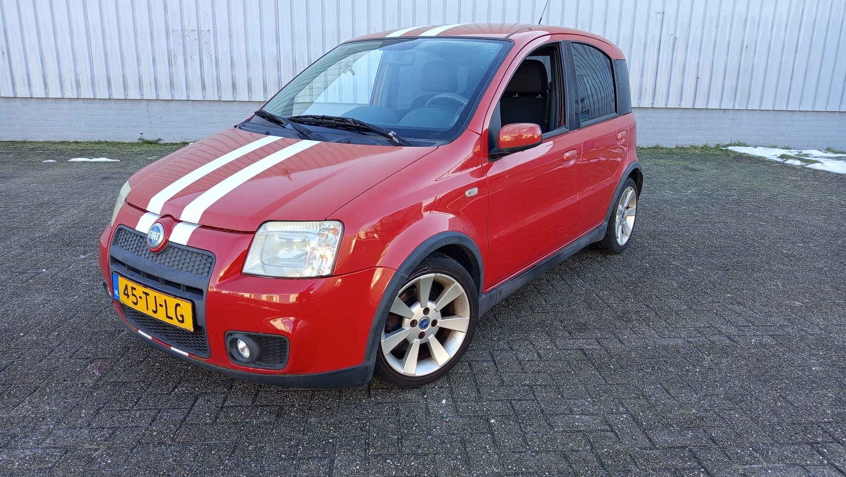 Fiat Panda - 1.4 16V Sport 100HP - AutoWereld.nl