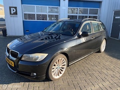 BMW 3-serie Touring - 318i High Executive Nw distributie