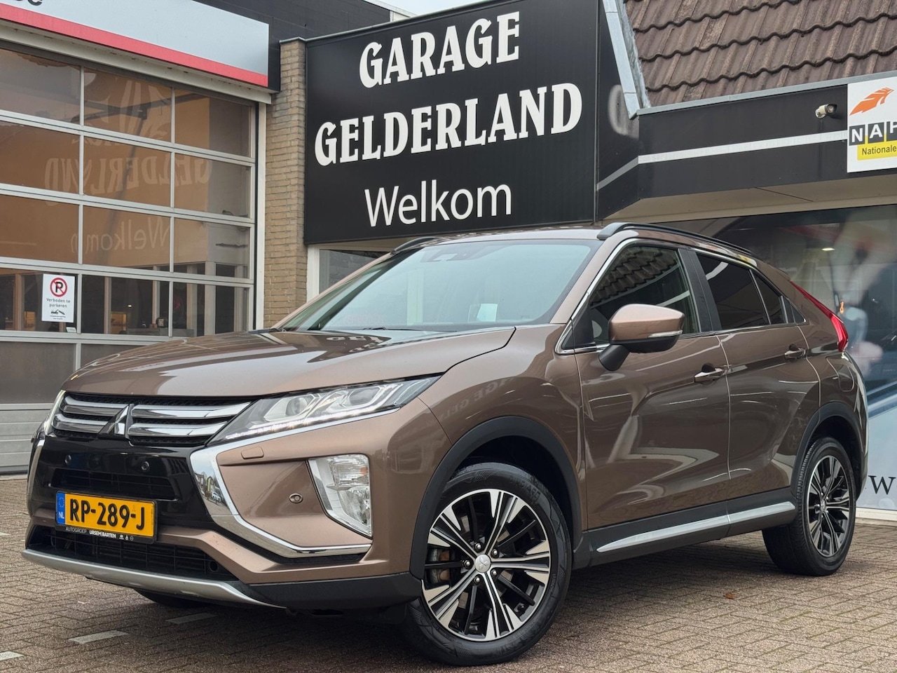 Mitsubishi Eclipse Cross - 1.5 DI-T Instyle | Xenon | Cruise | Climate | Pdc | Iso | Head-up | Full-option's! - AutoWereld.nl