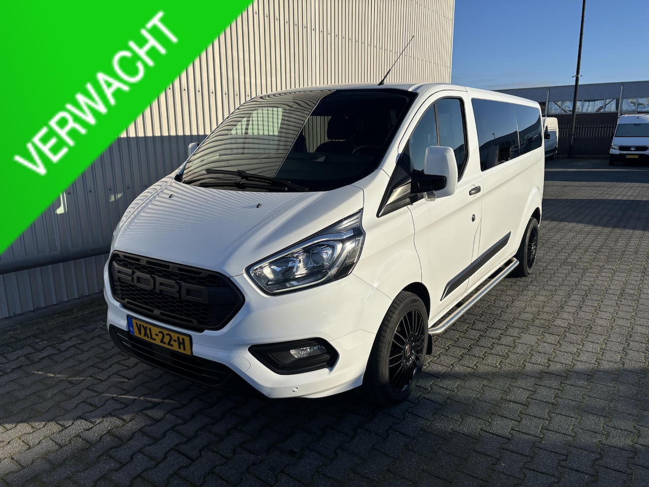 Ford Transit Custom - 320 2.0 TDCI L2H2 Trend*A/C*CRUISE*HAAK* - AutoWereld.nl