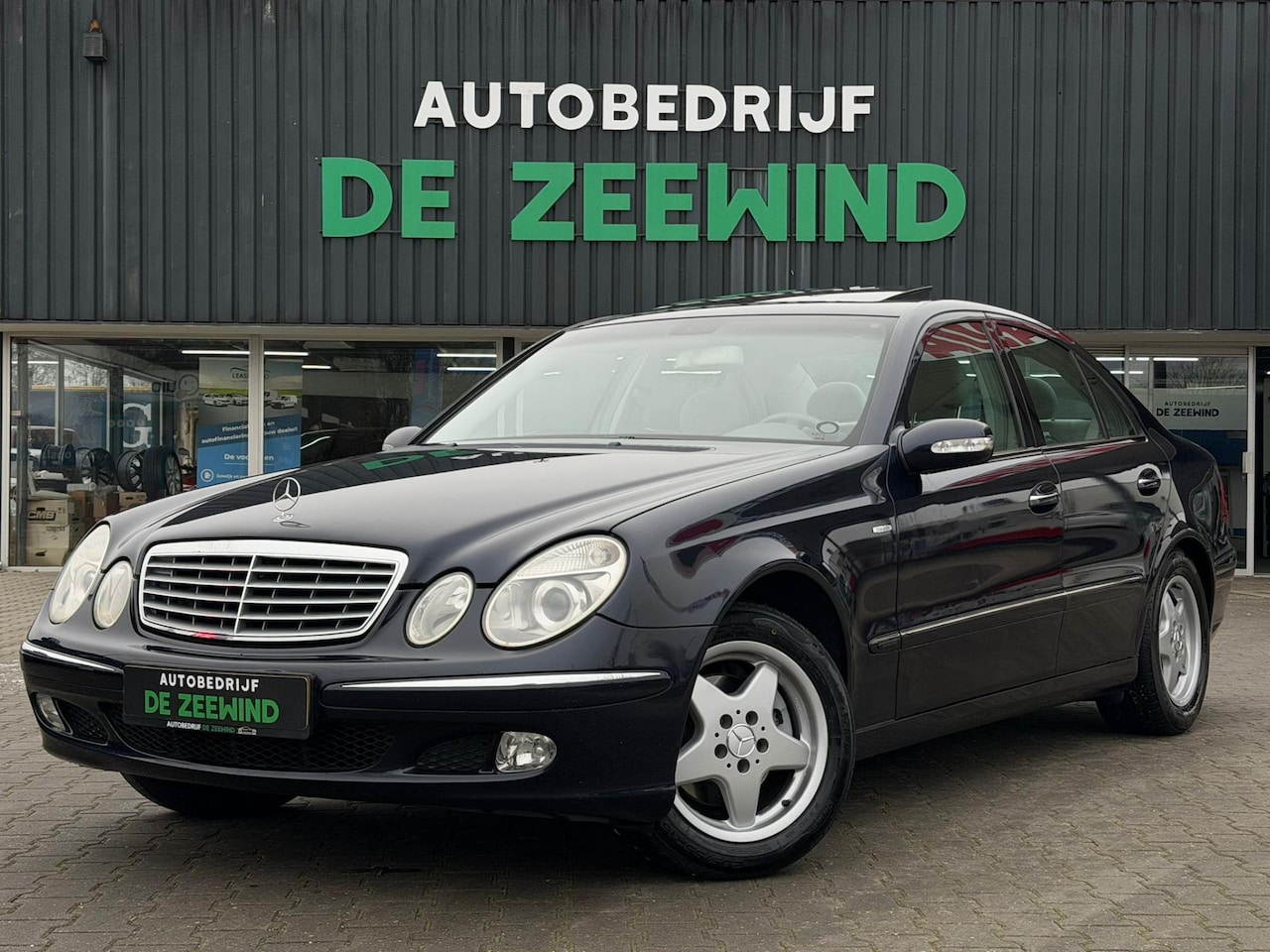 Mercedes-Benz E-klasse - 240 Avantgarde|Apple carplay|Navi|Rijklaar - AutoWereld.nl