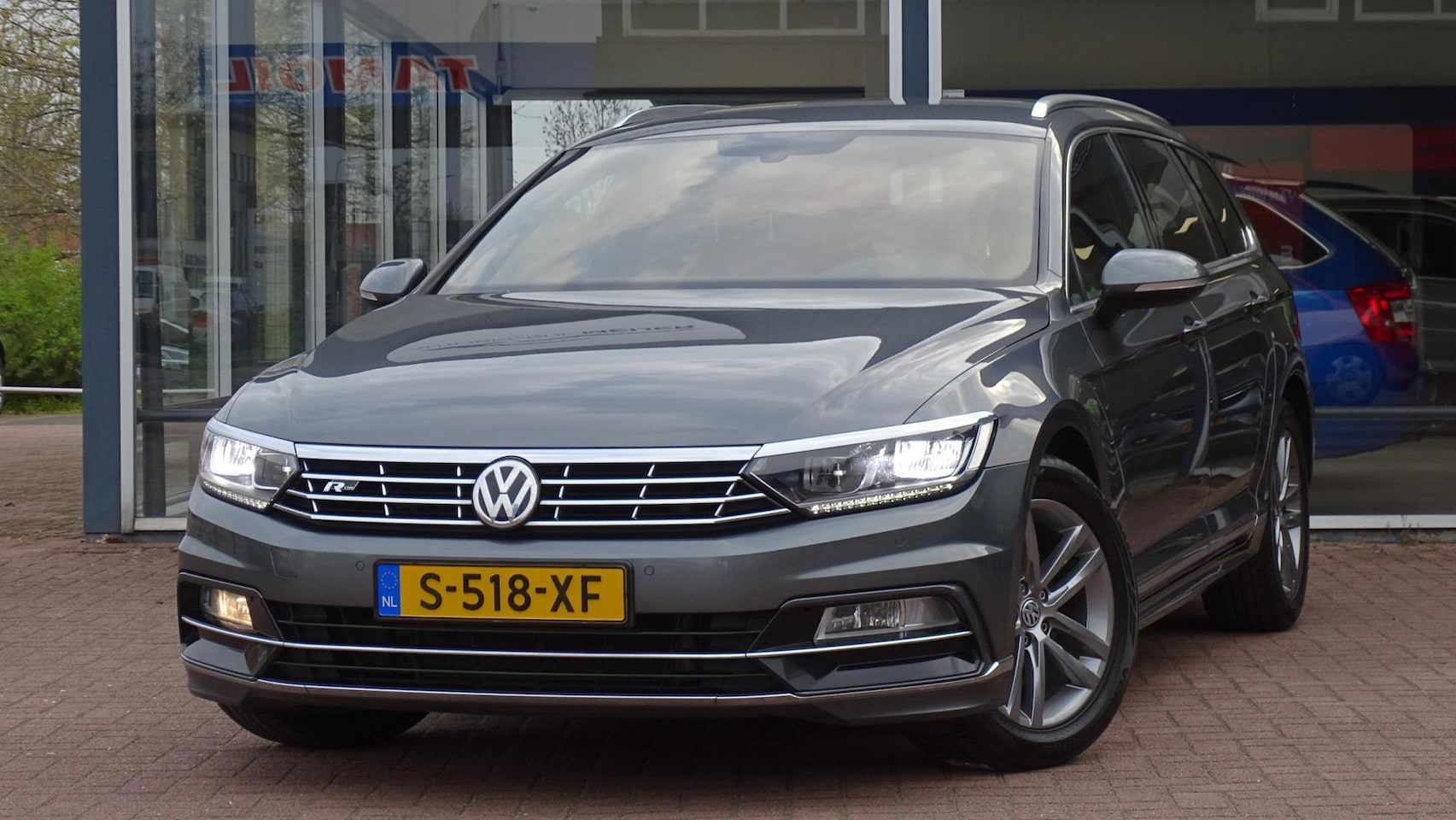 Volkswagen Passat Variant - 1.4 TSI ACT Highline Business Rline |Automaat | Vol opties | Elek. pakket | PDC | Dealerau - AutoWereld.nl
