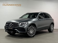 Mercedes-Benz GLC-klasse - 300e 4MATIC *17.762KM | AMG | Open dak | Adaptive cruise | Stoel-/stuurverwarming