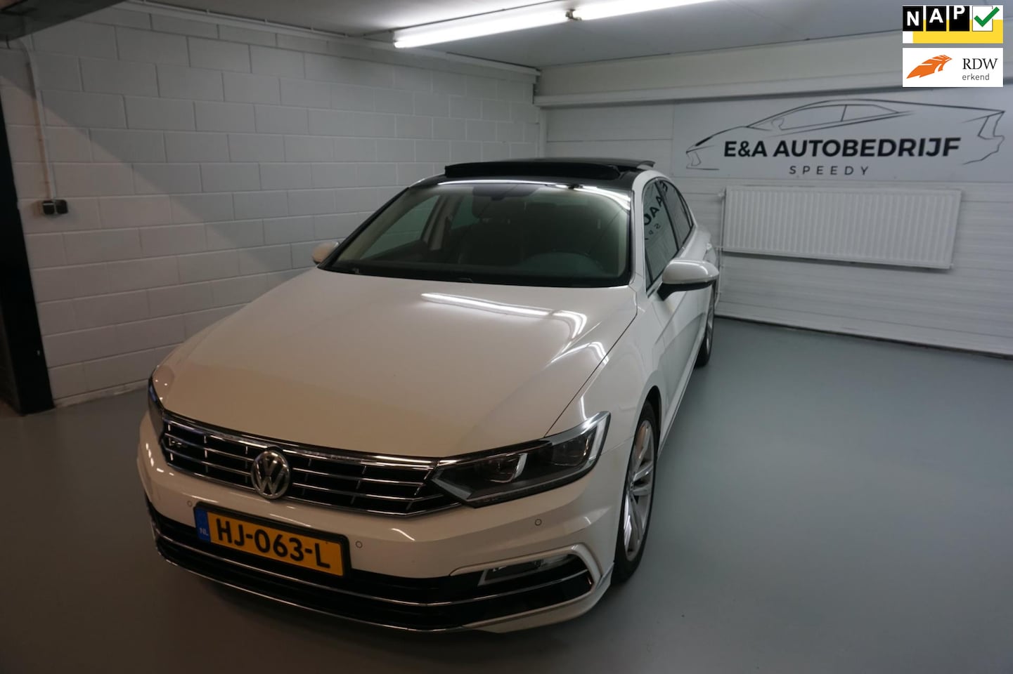 Volkswagen Passat Variant - 1.6 TDI Business Edition R /PRIJS EX BPM /MARGE - AutoWereld.nl