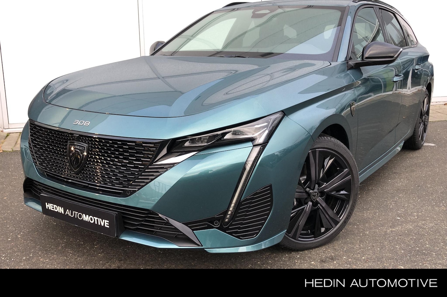Peugeot 308 SW - 1.2 Hybrid 145 e-DCS6 GT | Navigatie | Full Led | Keyless | AGR Alcantara Stoel incl. elek - AutoWereld.nl