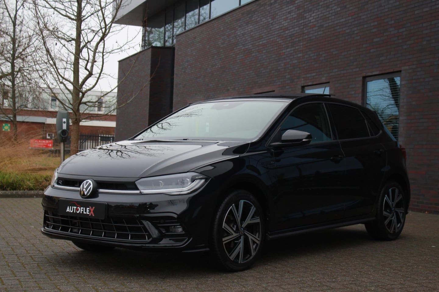 Volkswagen Polo - 1.0 TSI R-Line Edition 1.0 TSI R-Line Edition - AutoWereld.nl