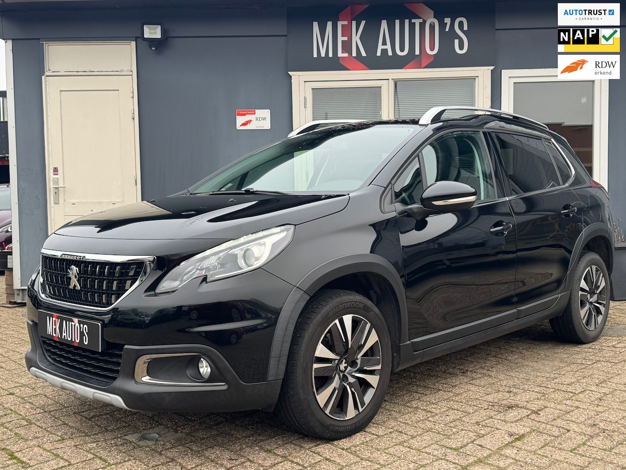 Peugeot 2008 - 1.2 PureTech Allure|2e eigenaar|Camera|Navi|Cruise|Climate| - AutoWereld.nl