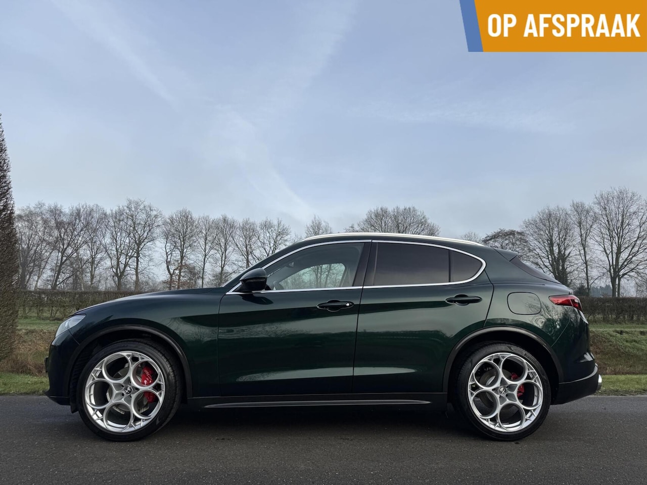 Alfa Romeo Stelvio - 2.0t Q4 280pk Luxery, My21, Verde Visconti, Uniek!! - AutoWereld.nl