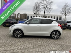 Suzuki Swift - 1.2 Stijl Smart Hybrid | Rijklaar prijs | Een echte Stijl uitvoering |