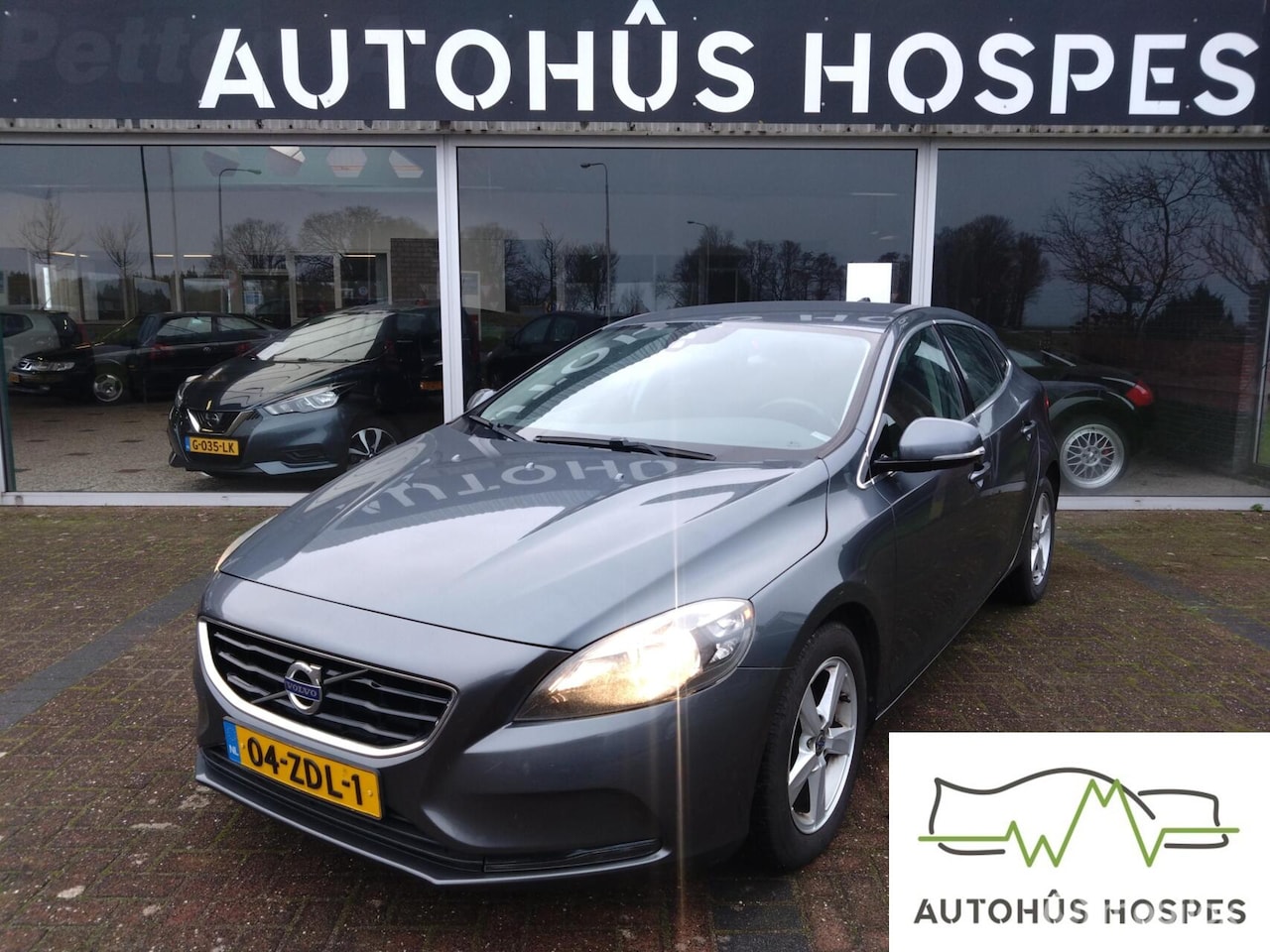 Volvo V40 - 1.6 D2 Momentum 1.6 D2 Momentum - AutoWereld.nl