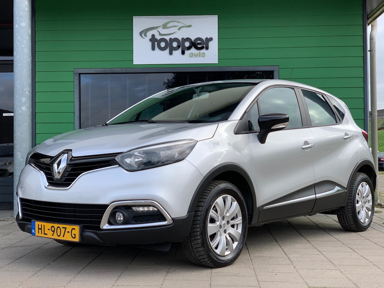 Renault Captur - 0.9 TCe Expression | Navigatie | Cruise Control | Elektrische Ramen | LED | - AutoWereld.nl