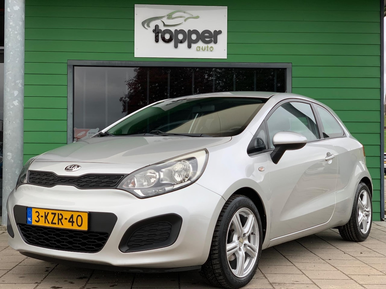 Kia Rio - 1.2 CVVT | Navigatie | Trekhaak | Nette Auto | - AutoWereld.nl