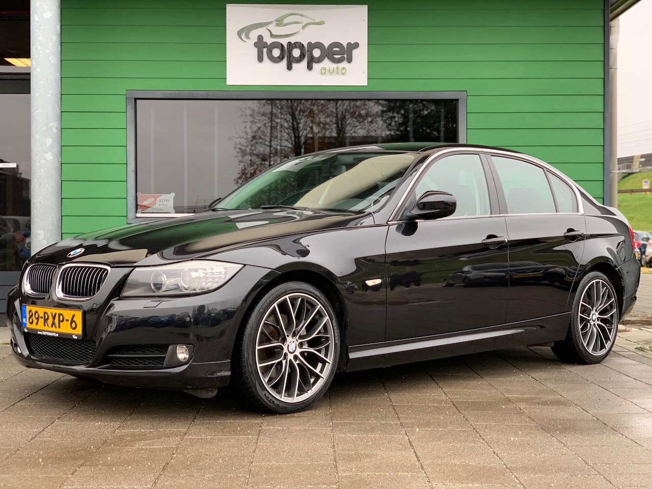 BMW 3-serie - 320i Luxury Line | Navigatie | Cruise Control | Elektrische Ramen | - AutoWereld.nl