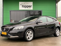 Volvo V40 - 1.6 T3 Kinetic | Navi | Cruise Control | LED | Trekhaak | Elekt.Ramen |