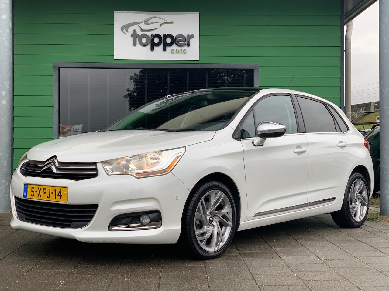Citroën C4 - 1.2 PureTech Collection | Cruise Control | Navigatie | Elektrische Ramen | - AutoWereld.nl