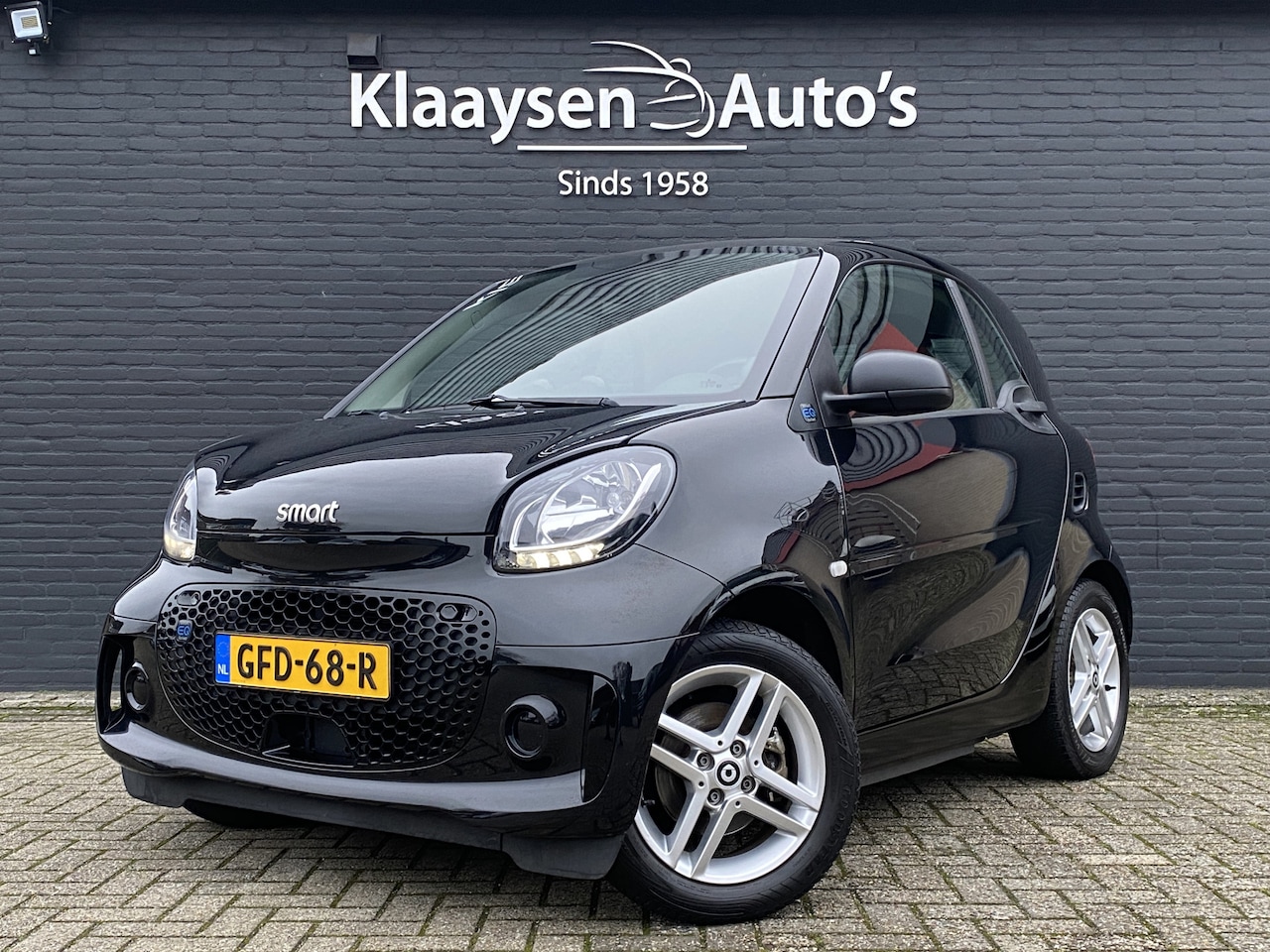 Smart Fortwo - EQ Comfort 18 kWh | airco | cruise control | apple carplay | stoelverw. | parkeersensoren - AutoWereld.nl