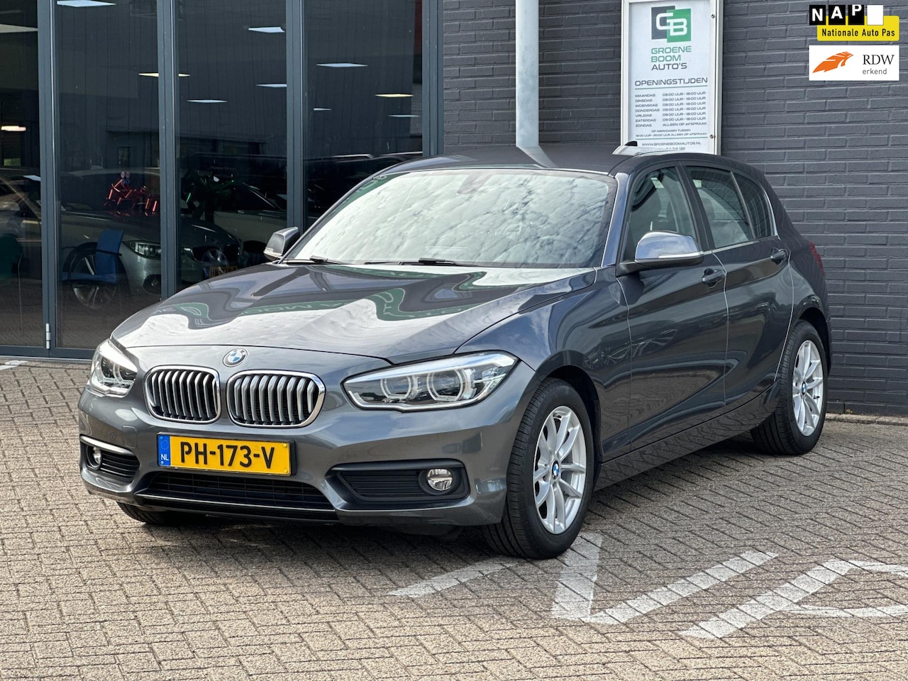 BMW 1-serie - 116i Executive/6-BAK/NAVI/AIRCO/NL-AUTO NAP - AutoWereld.nl