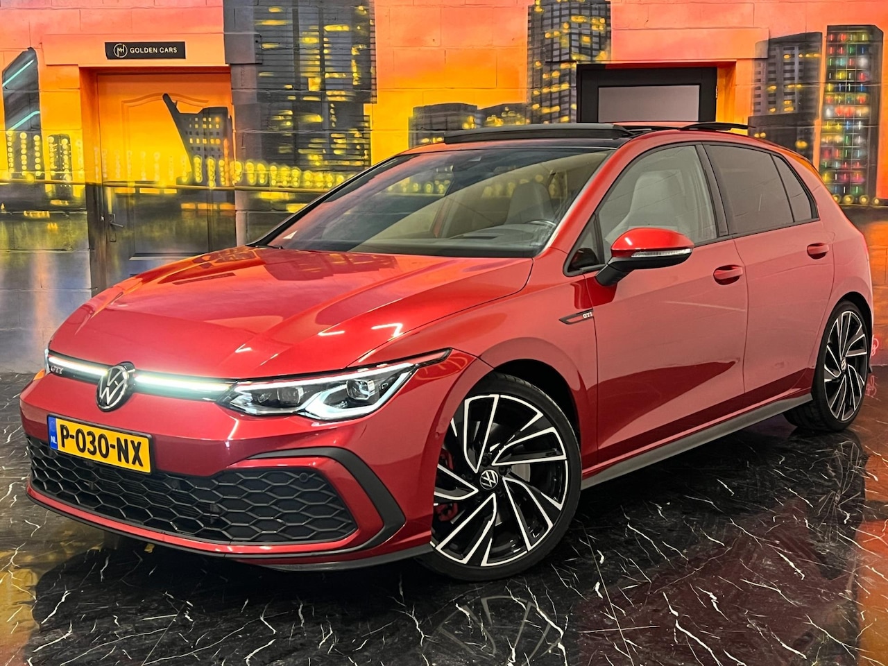 Volkswagen Golf - 2.0 TSI GTI Stoelverkoeling|Stuurverw.|H-Up - AutoWereld.nl