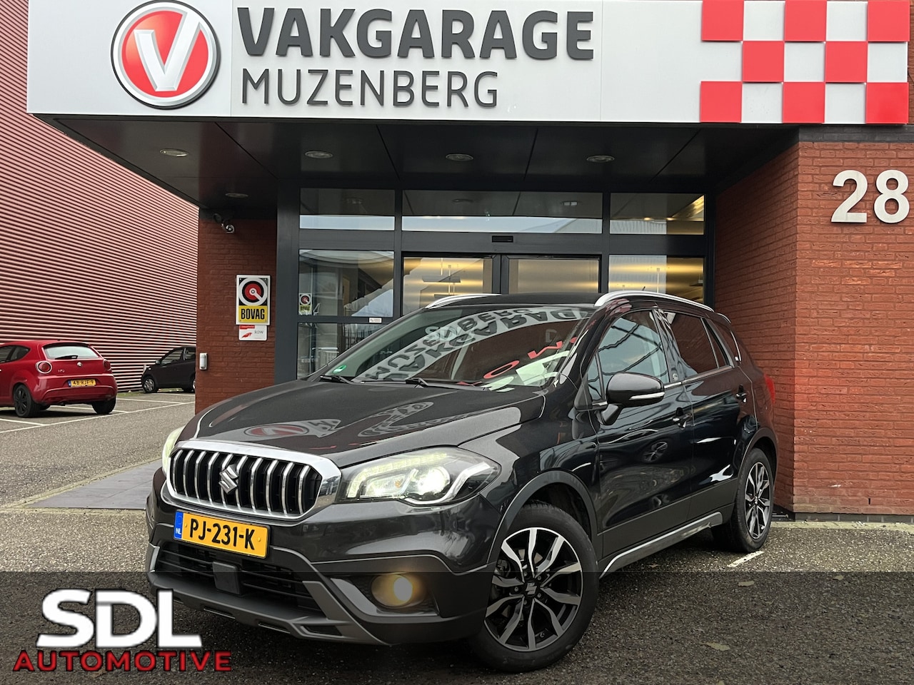 Suzuki S-Cross - 1.0 Boosterjet Rhino // CAMERA // CLIMA // CRUISE // NAVI // TREKHAAK // APPLE CARPLAY - A - AutoWereld.nl