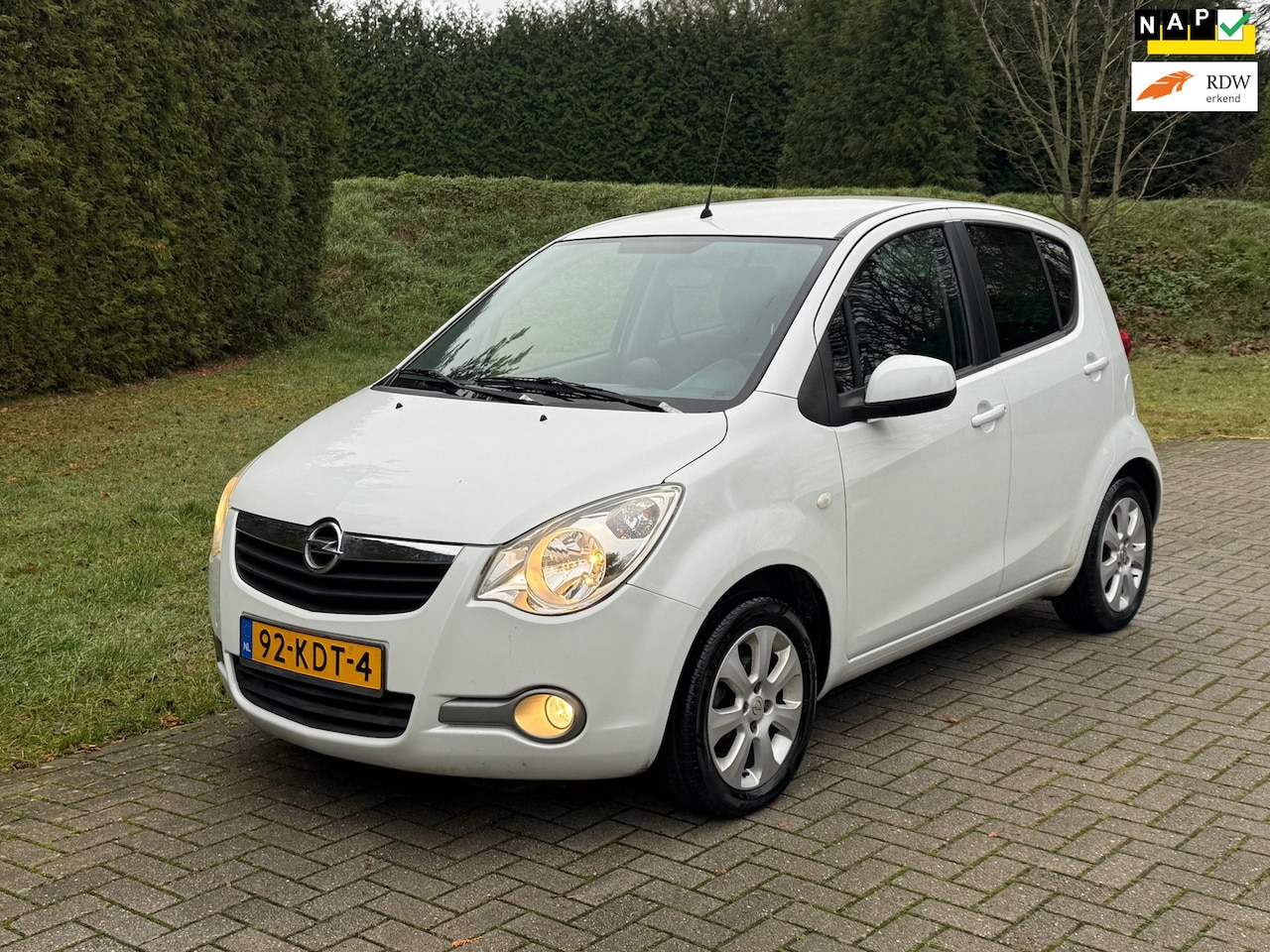 Opel Agila - Nette & Hoge Instap 1.2 | Nieuwe Koppeling |NAP - AutoWereld.nl