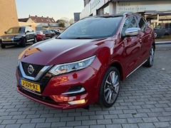 Nissan Qashqai - 1.3 DIG-T Tekna+ 160pk automaat panorama leer