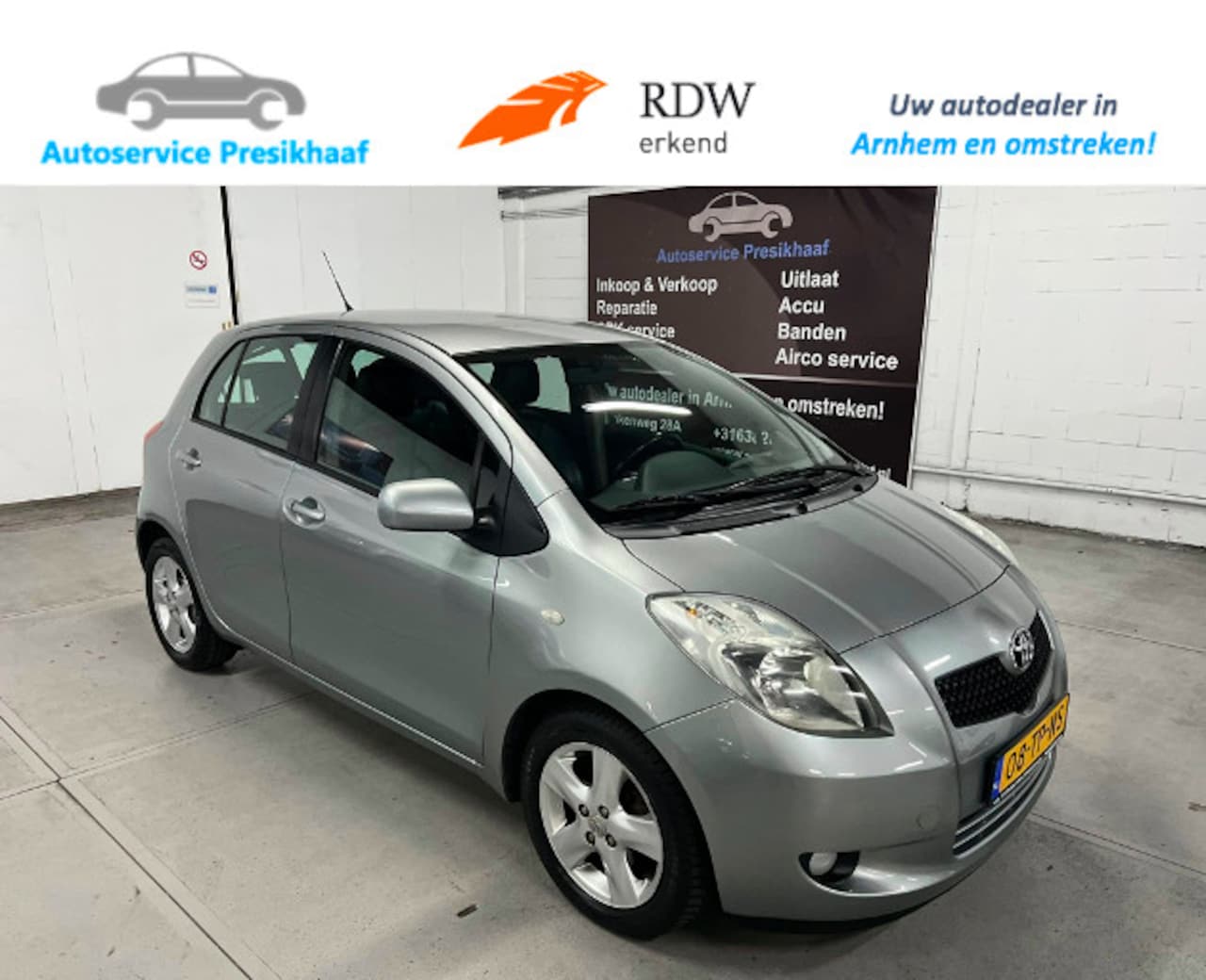 Toyota Yaris - 1.3 VVTi Luna MMT Automaat VOL-LEDER / KEYLESS - AutoWereld.nl