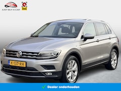 Volkswagen Tiguan - 1.4 TSI ACT Comfortline Business R Trekhaak / Navigatie-pakket / Pakeer pakket / Memory se