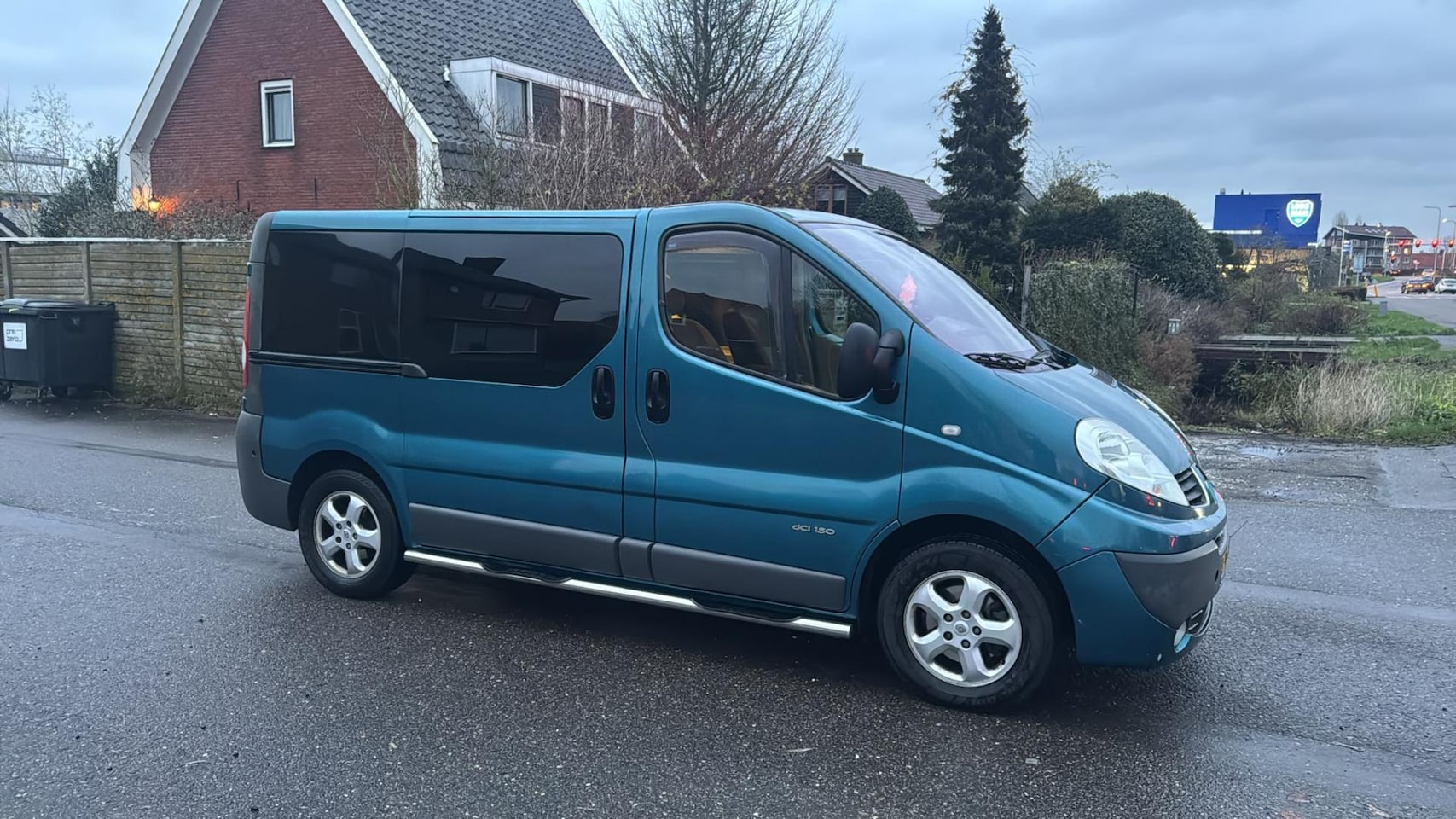 Renault Trafic - 2.5 dCi T29 L1H1 Dubbele Cabine 316.000 Nap Airco Blauw 2010 - AutoWereld.nl