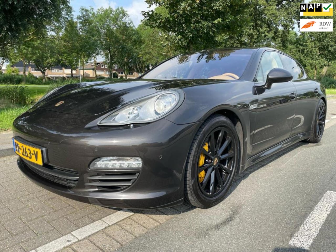 Porsche Panamera - 3.0 D Platinum Edition 3.0 D platinum edition ,Facelift ,led ,navi , beige leer ,automaat - AutoWereld.nl