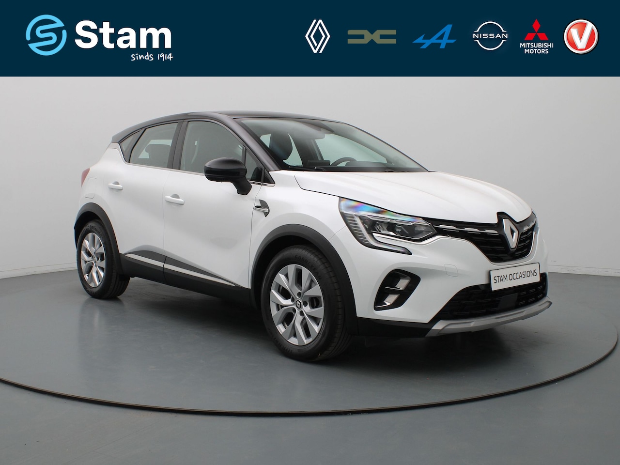 Renault Captur - 1.6 E-Tech Plug-in Hybrid 160 intens 360° Camera | Cruise | Navi | Parkeersens. v+a | Stoe - AutoWereld.nl