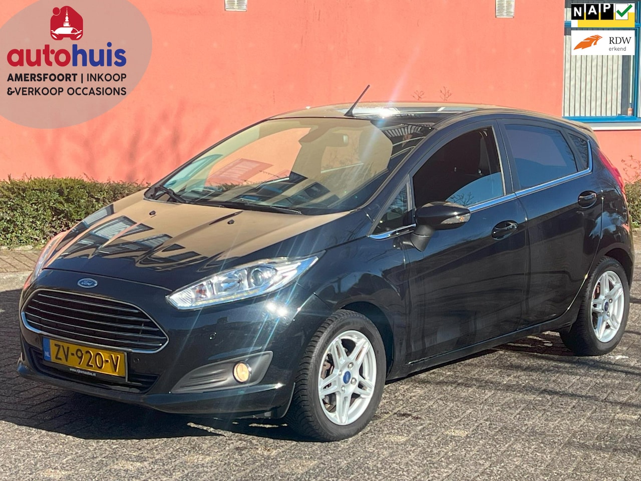 Ford Fiesta - EcoBoost Titanium X Navigatie-Climaat control (INRUIL MOGELIJK) - AutoWereld.nl