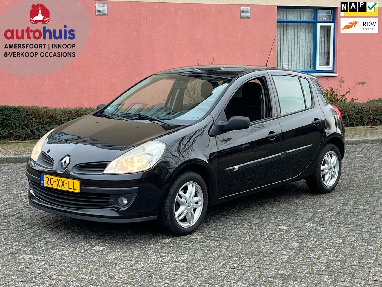 Renault Clio - 1.2-16V Business Line 1.2-16V Business Line - AutoWereld.nl