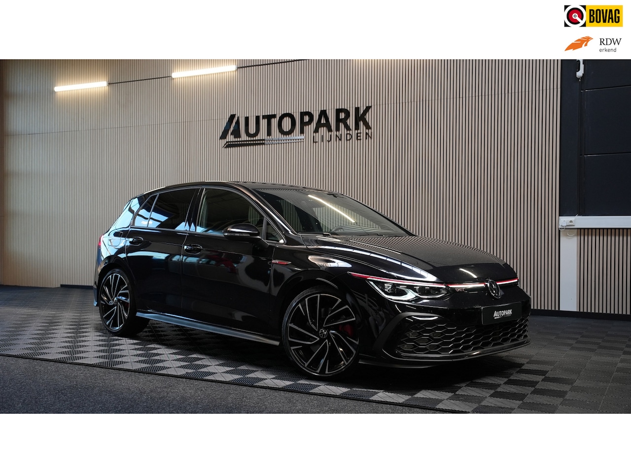 Volkswagen Golf - 2.0 TSI GTI IQ LIGHTS/HARMAN KARDON/CARPLAY/BLINDSPOT/STOELVERWARMING/APK/245PK - AutoWereld.nl