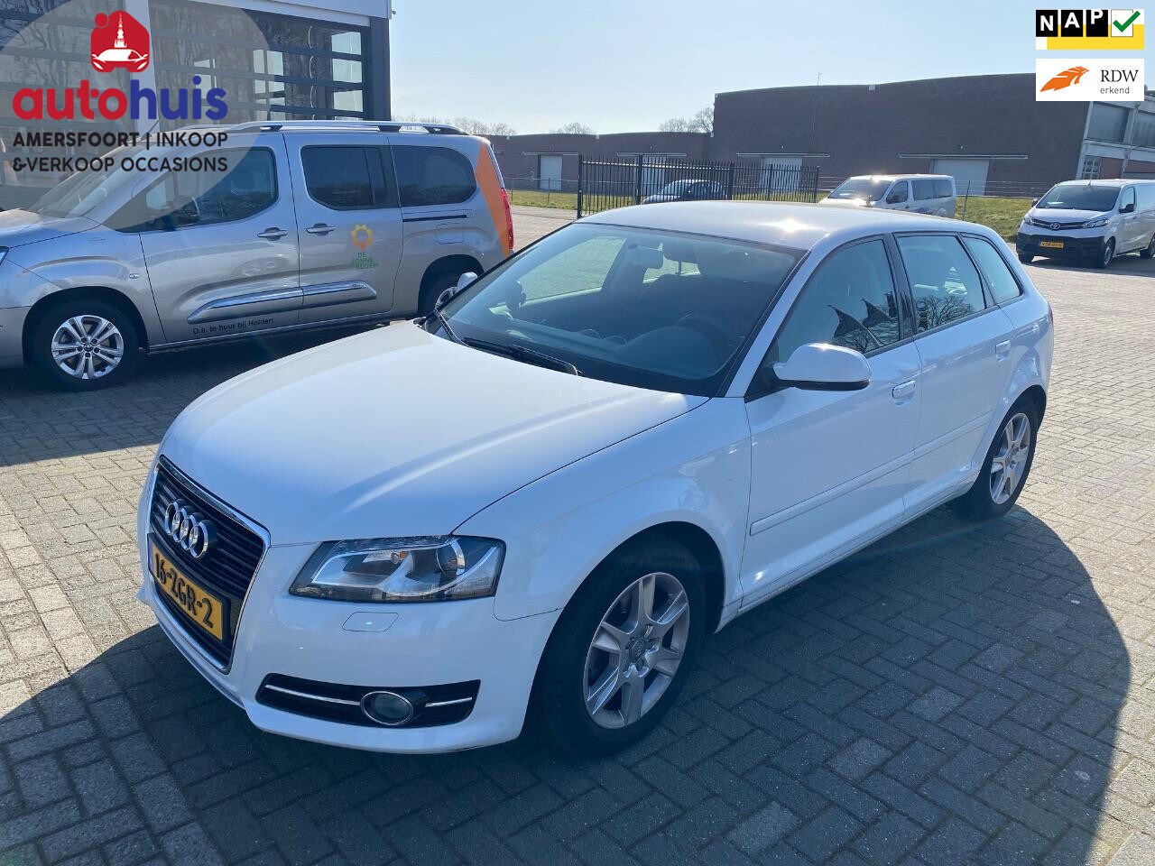 Audi A3 Sportback - 1.4 TFSI Attraction Advance 1.4 TFSI Attraction Advance - AutoWereld.nl