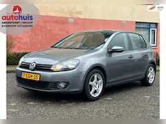 Volkswagen Golf - 1.2 TSI Highline BlueMotion