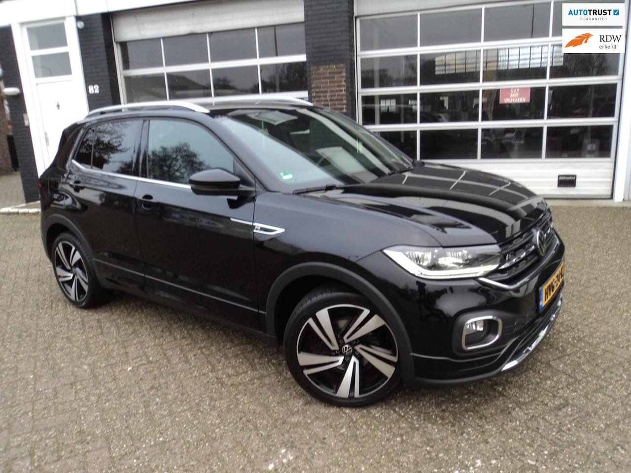 Volkswagen T-Cross - 1.0 TSI R-Line Camera Stoelverwarming Trekhaak - AutoWereld.nl