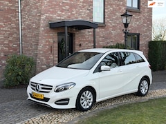 Mercedes-Benz B-klasse - 180 Ambition Automaat Navi