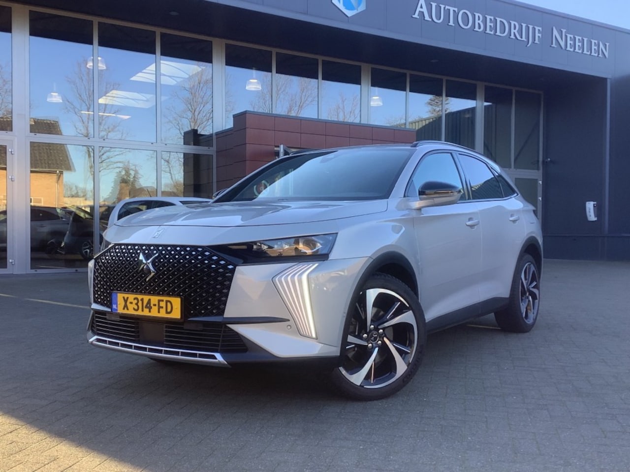 DS 7 - 1.6 E-Tense 225 Rivoli I leder I 1e eigenaar - AutoWereld.nl