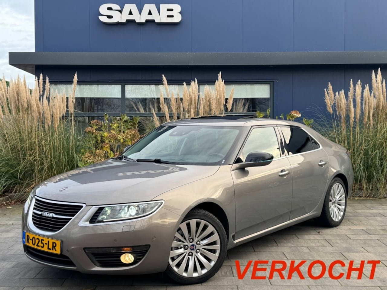 Saab 9-5 - 2.0 TiD Vector Automaat VOL! Pano-dak/Aero interieur/HUD/TV schermen/H-Kardon - AutoWereld.nl