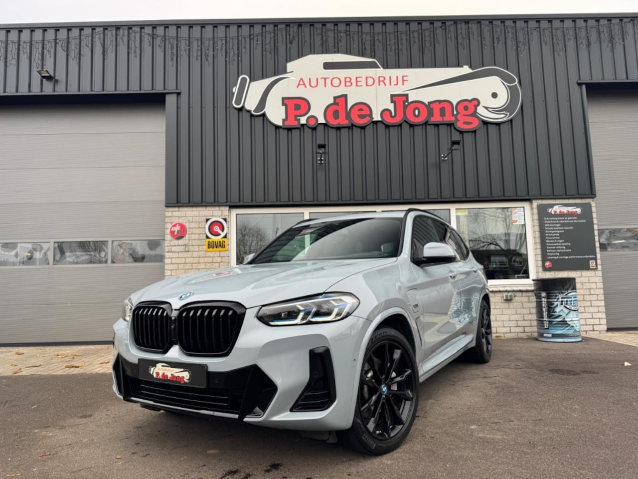 BMW X3 - Xdrive 30e High Ex. M-sport, M-sport stoelen, Pano, Laser, HUD, AHK, Heel erg mooi! - AutoWereld.nl