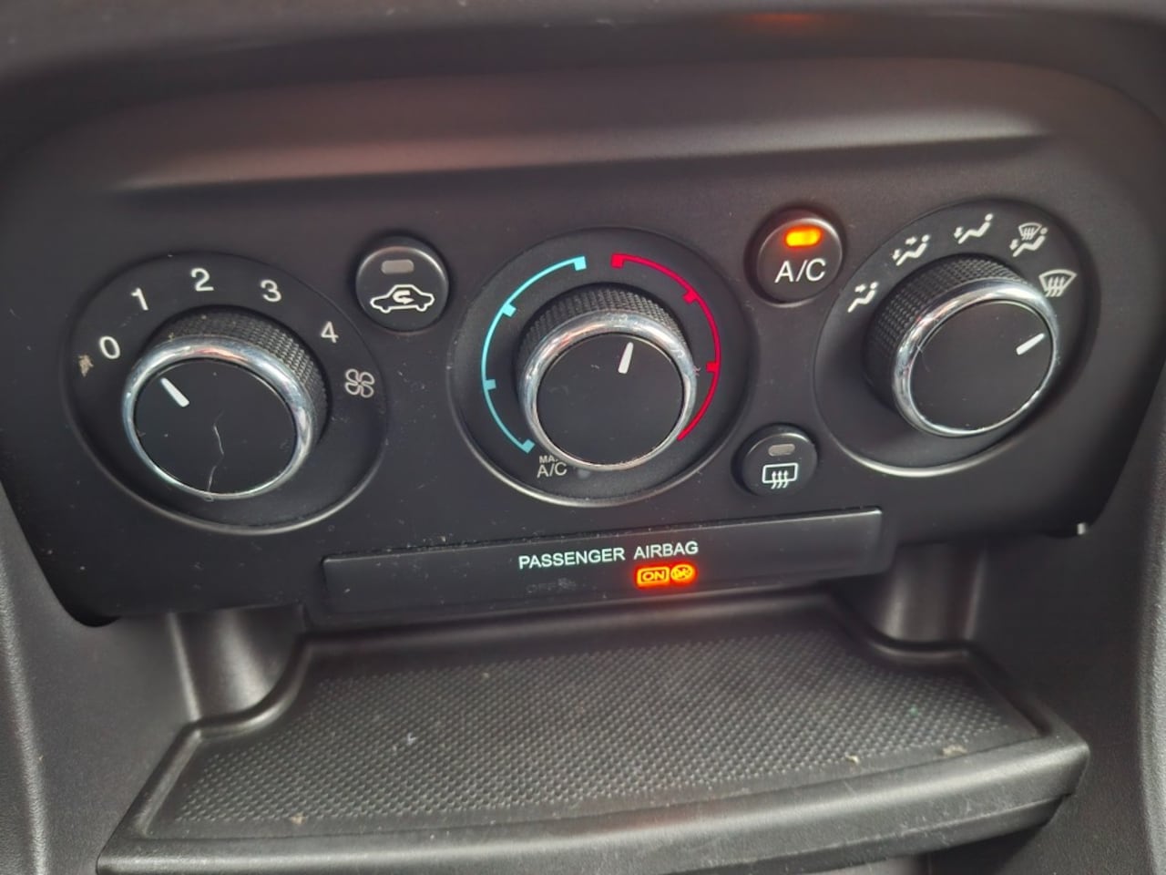 Ford Ka - +  1.2 Trend Ultimate NW MODEL/RADIO-CD MP3/AIRCO/PDC/ELEC RAMEN+SPIEGELS