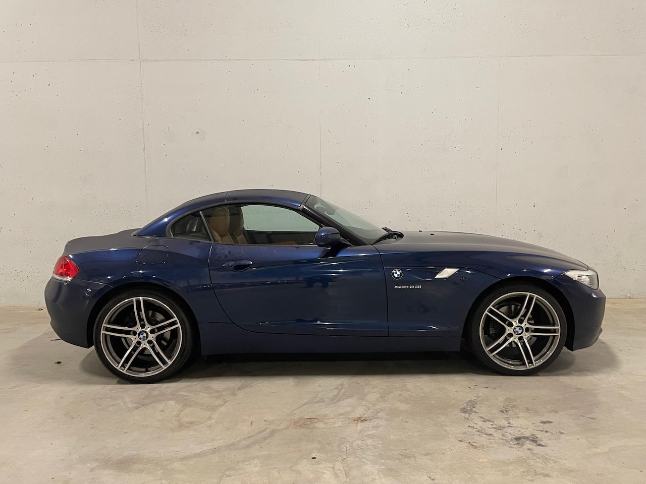 BMW Z4 Roadster - SDrive23i M-pakket Aut. Nav Leer - AutoWereld.nl