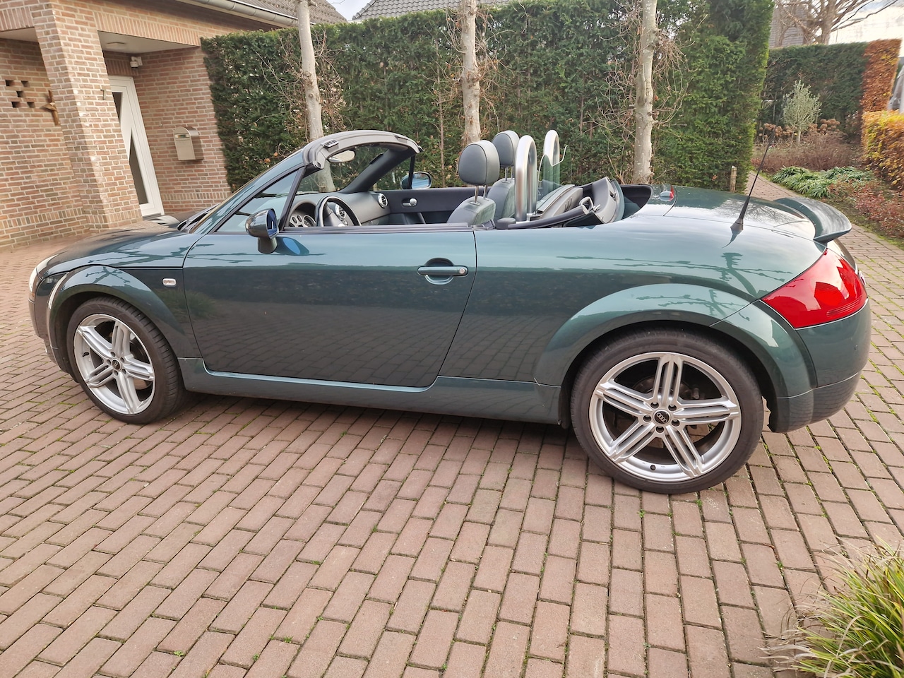 Audi TT Roadster - 1.8 5V Turbo - AutoWereld.nl