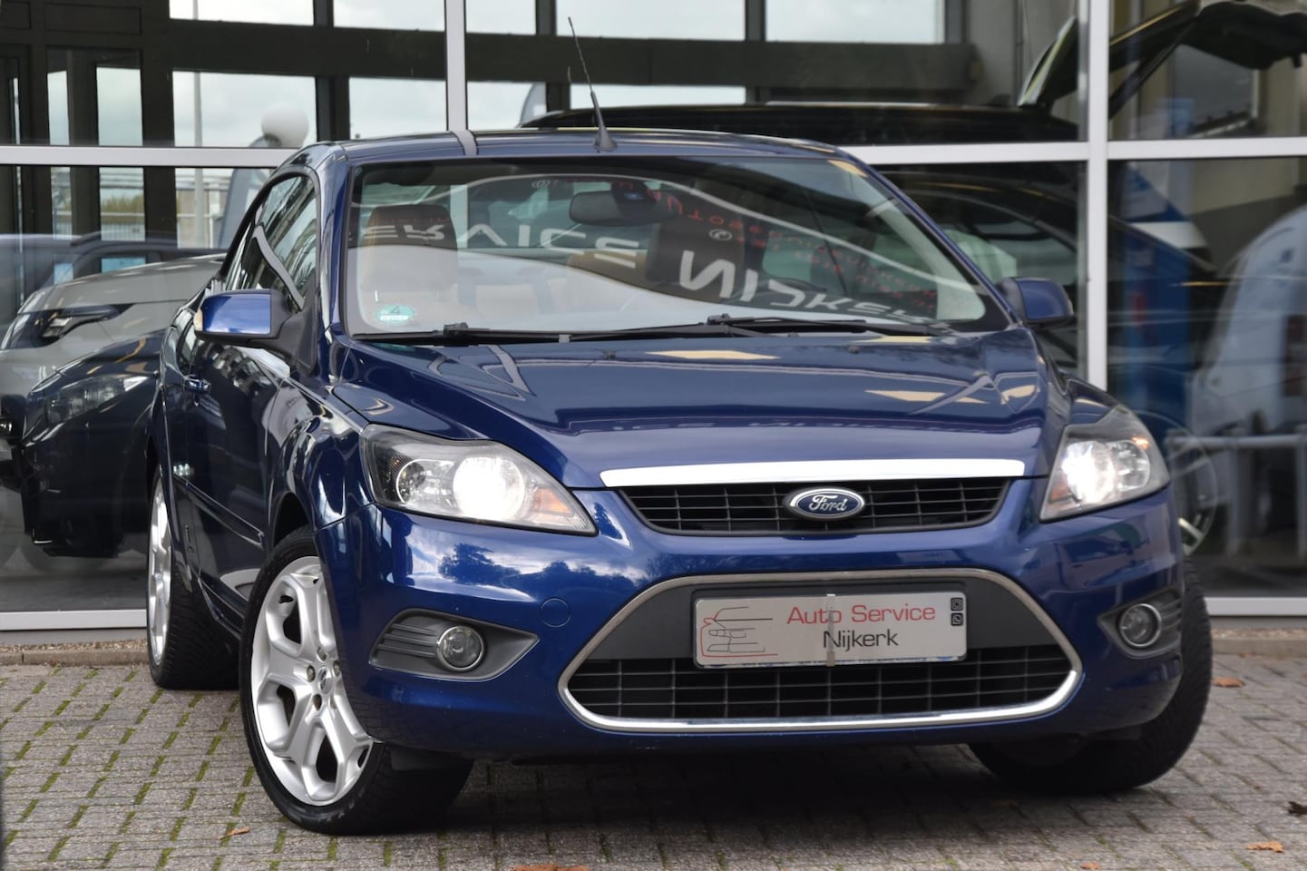 Ford Focus Coupé-Cabriolet - 2.0 Titanium Leder Nav. Pdc Youngtimer 1ste Eigenaar - AutoWereld.nl