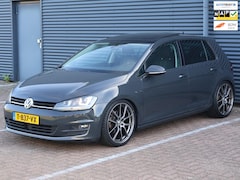 Volkswagen Golf - 1.4 TSI Highline|Pano|Cam|Cruise|Nav|Climate|Dealer Onderhouden