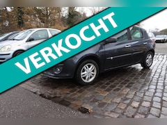 Renault Clio - 1.6-16V Dynamique Luxe airco 5 drs apk 5-12-2026 trekhaak 197 dkm N.A.P